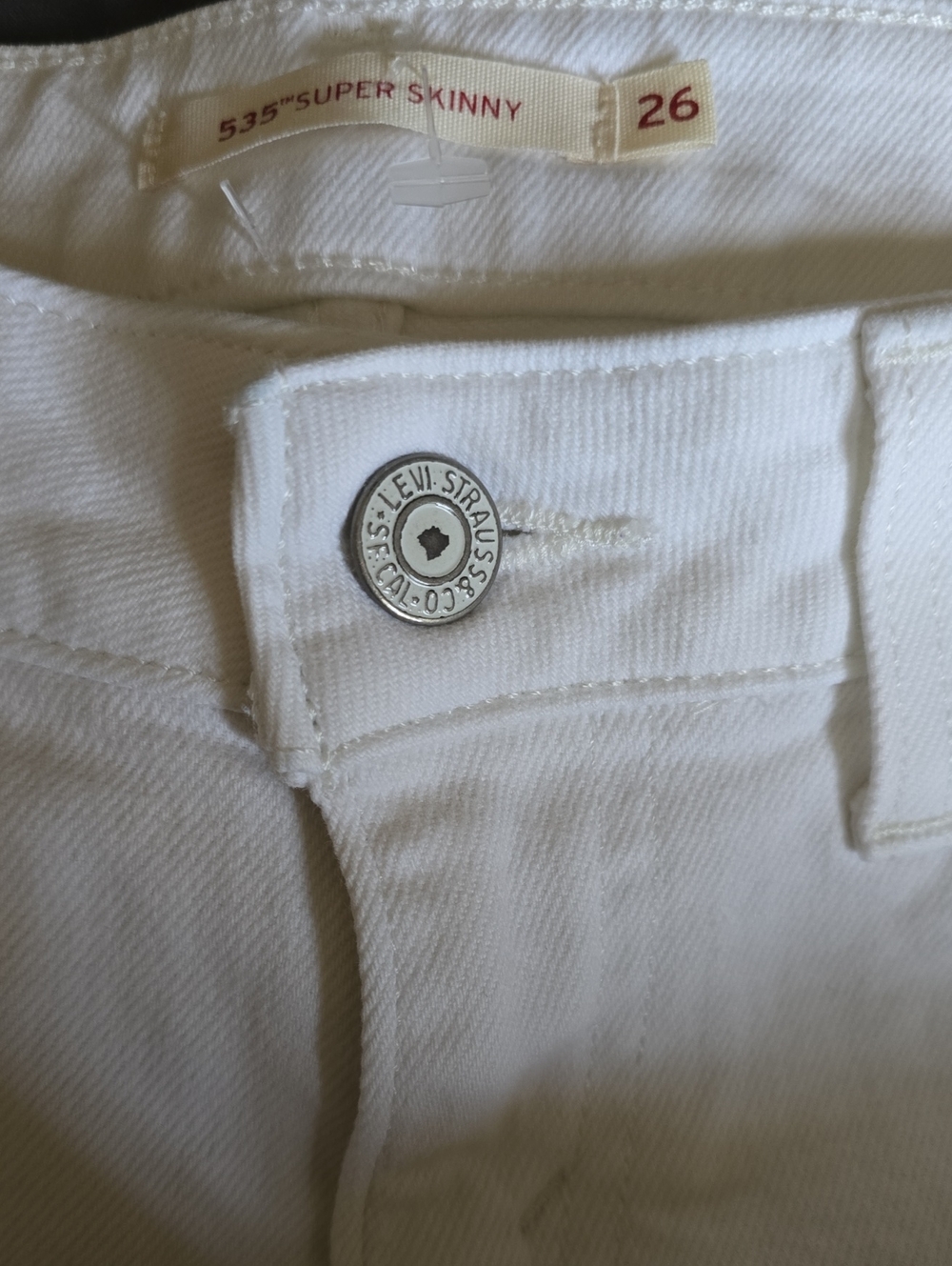 Levi's Jeans Women's Size 2 Size 26 White 535 Super Skinny Denim Jean
